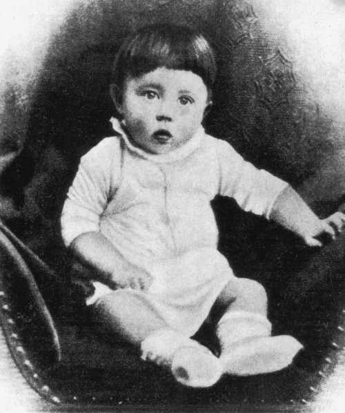 Адольф Гитлер знаменитости, история, фото