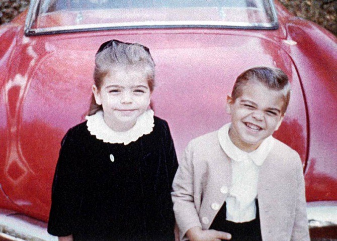 Маленький Джордж Клуни с сестрой. знаменитости, история, фото