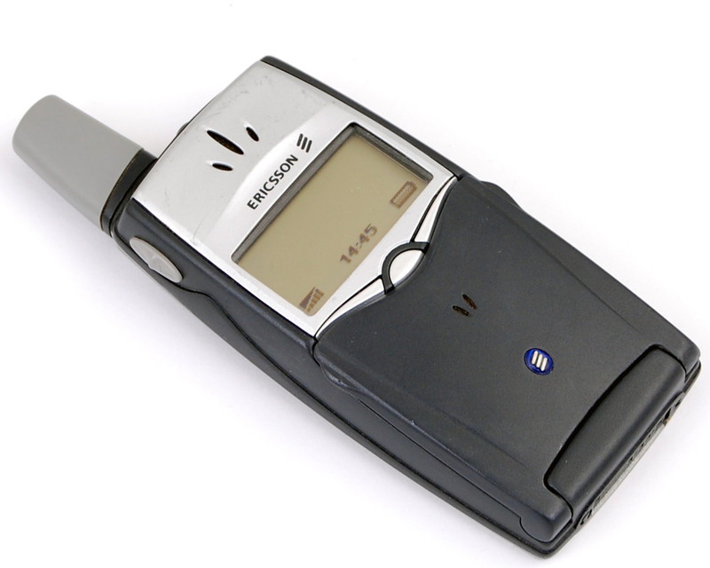 2001 - Ericsson T39. мобильные телефоны, технологии