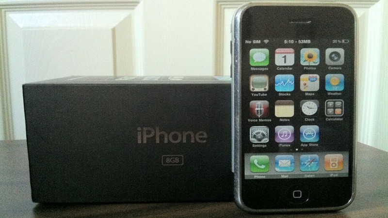 2007 - iPhone. мобильные телефоны, технологии