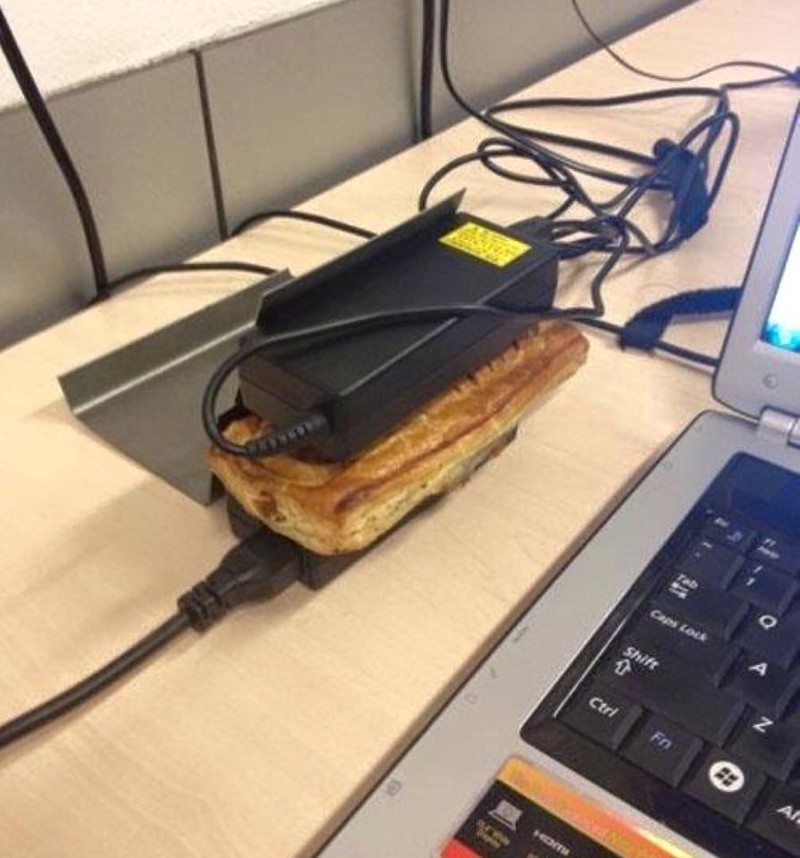 Теперь я понял, зачем на работе нужны ноутбуки обед, прикол, работа, хитрости