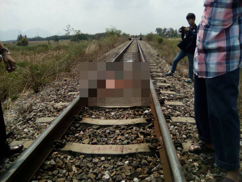 Качественно самоликвидировался под поездом Качественно самоликвидировался под поездом