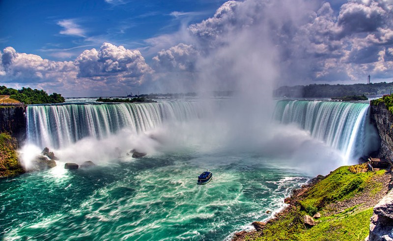 23. Когда пытаешься спокойно полюбоваться Ниагарским водопадом на границе Канады и США ожидание и реальность, путешествия, туризм