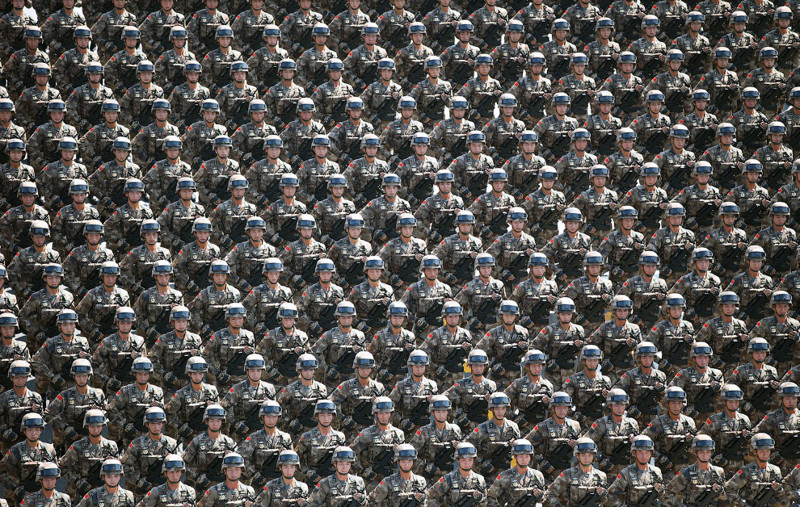 11. Грозная китайская армия, Пекин, 3 сентября 2015.  китай, люди, толпа