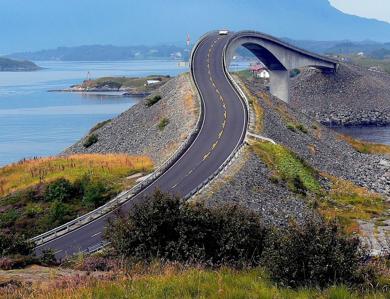 1. Мост в Норвегии не для людей страдающих от головокружений Поразительное, странное, удивительное, фото, фотошоп