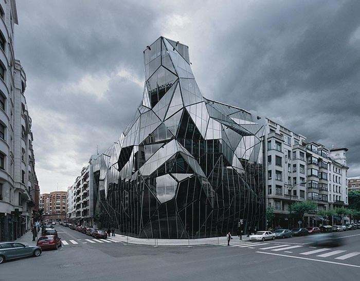 # 19 Департамент здравоохранения в Бильбао, Испания архитектурные перлы, космический дизайн, необычные дома