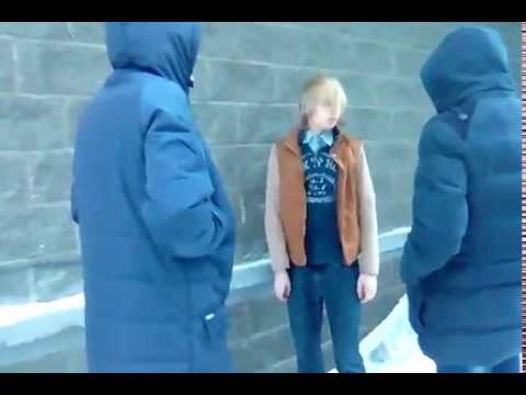 Гопники избили парня за причёску Гопники избили парня за причёску