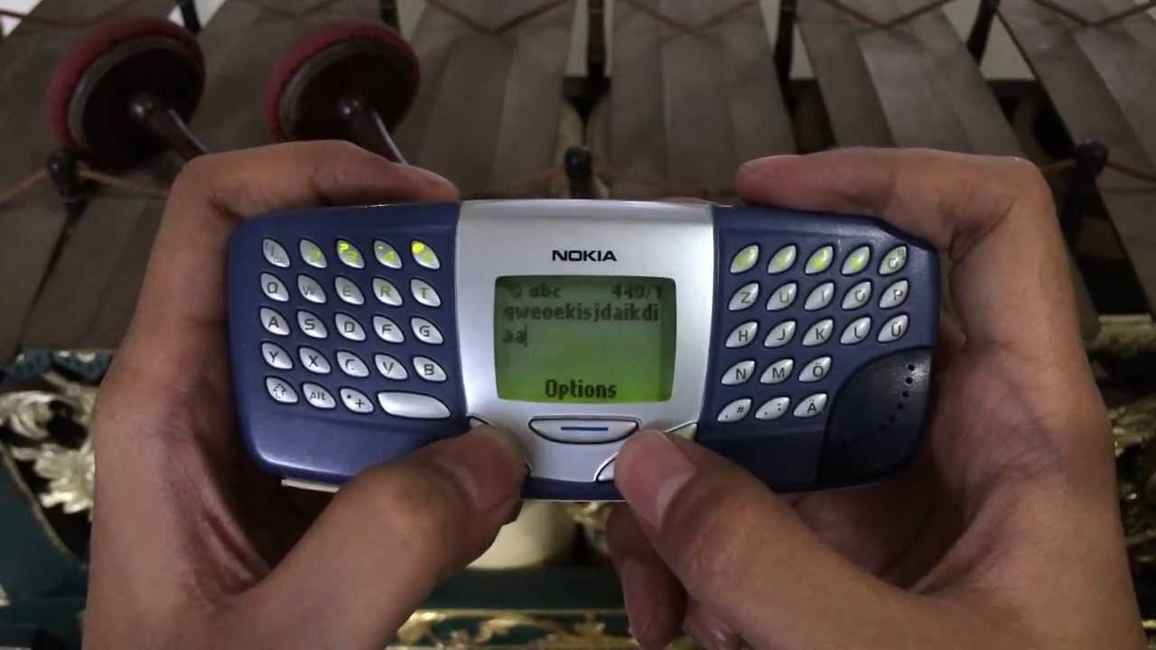 Past.am | Ох, уж эти финны: 12 самых странных телефонов Nokia (13 фото)