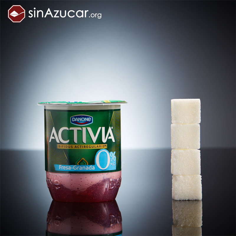 Обезжиренный йогурт Activia со вкусом «клубника - гранат» продукт, сахар