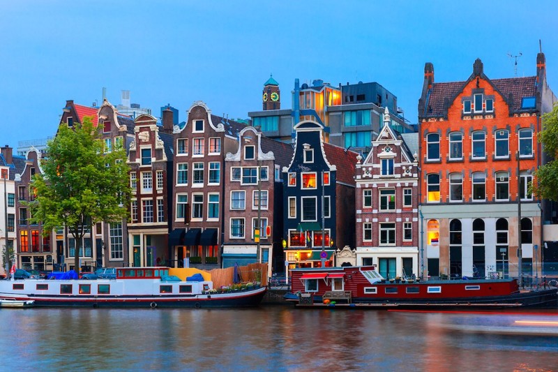 7. Амстердам, Нидерланды — $157,71 (9167 руб.) за ночь путешествие, туризм, цены