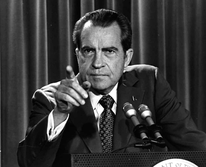 Ричард Никсон обожал ситкомы злодеи, история, неожиданно