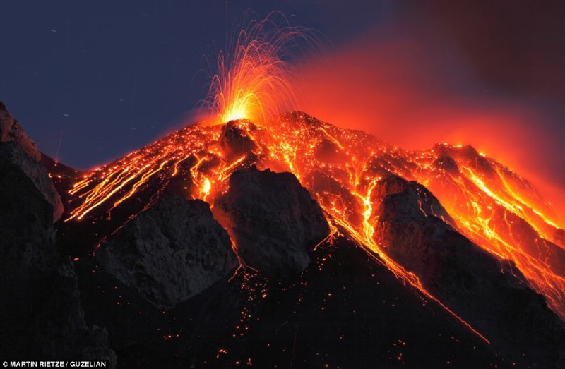 Ньирагонго, высота 3470 м, Демократическая республика Конго вулканы, действующие вулканы
