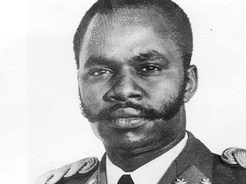 Мишель Мичомберо (Бурунди) диктаторы, лидеры государств, лидеры стран