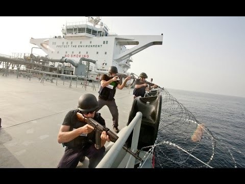 Сомалийские пираты против частной охраны корабля Сомалийские пираты против частной охраны корабля