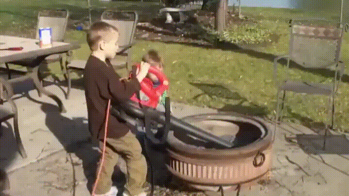 3ff6eee472112118fc0f23ae8840dcc3.gif