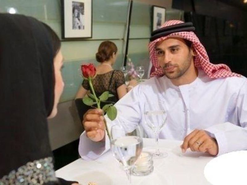 Вот какой видят семью арабы: шокирующие факты о знакомстве, свадьбе и семейном укладе в ОАЭ