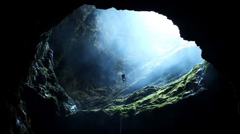 Пещера Харвуд, Новая Зеландия геология, карстовая воронка, карстовый провал, нерукотворные пропасти, подземные воды, почва, природа, природная катастрофа