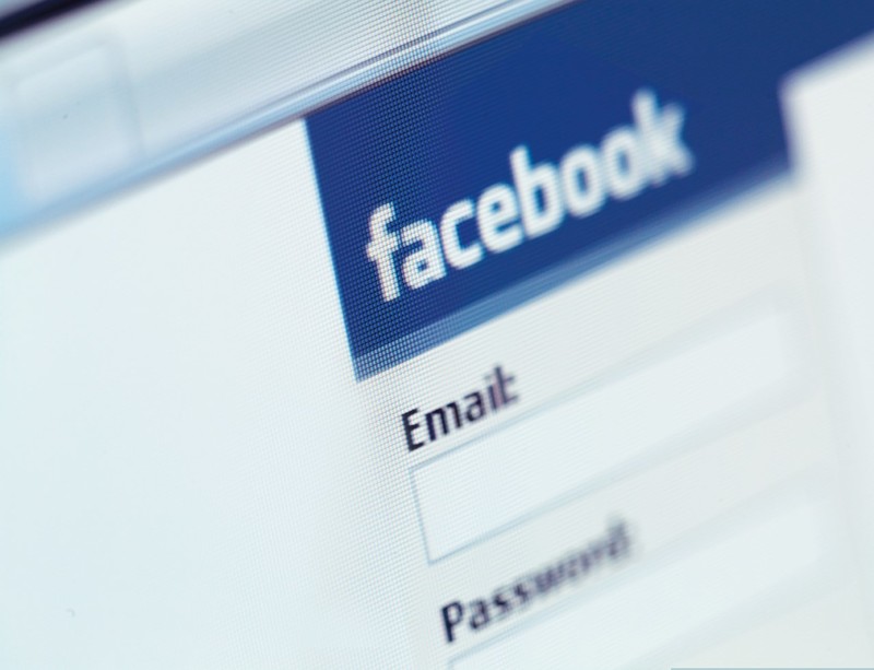 В Америке подростка посадили за пост в Facebook Тюрьма, интернет, садят, фейсбук