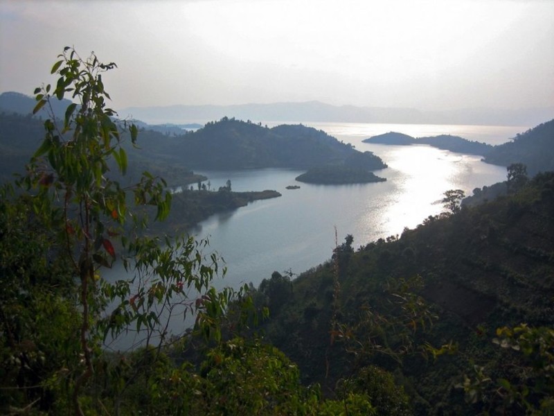 Озеро Манун (Камерун) наша планета, озера, самые опасные