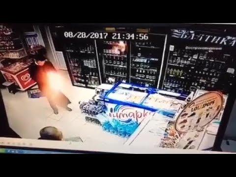 Самосожжение мужчины в продуктовом магазине Самосожжение мужчины в продуктовом магазине