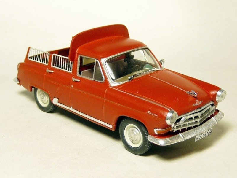 ГАЗ-22 из кинофильма «Лунный папа» авто, автодизайн, газ, запорожец, моделизм, модель, москвич, советские автомобили