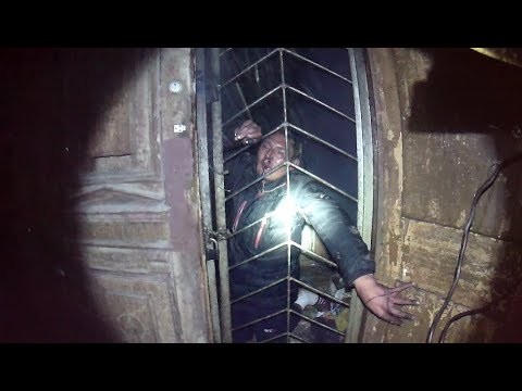 Запертые огнем Запертые огнем