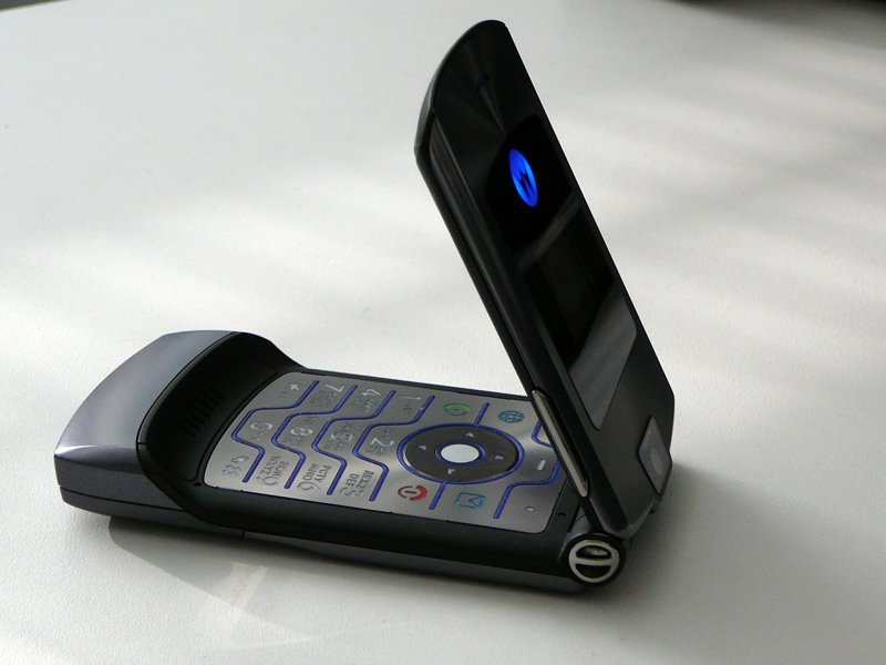 Motorola RAZR V3 ностальгия, сотовые, телефоны, техника