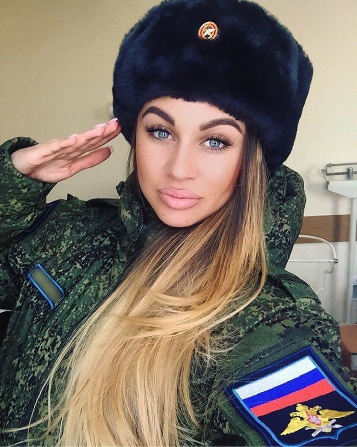 Ослепительные формы русской дамы