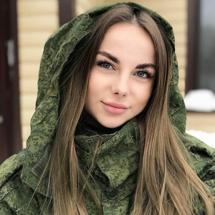 Красивые девушки российской армии