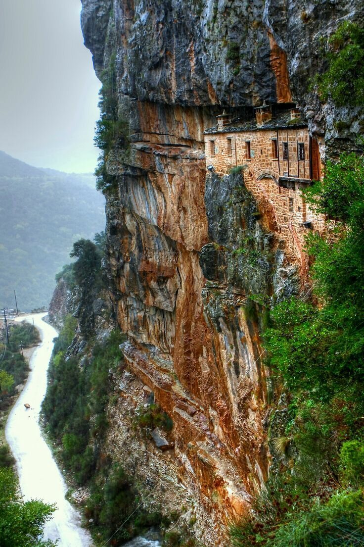 Holy Kipinas Monastery, Греция горы, интересное, красота, скалы, стройка, царь природы