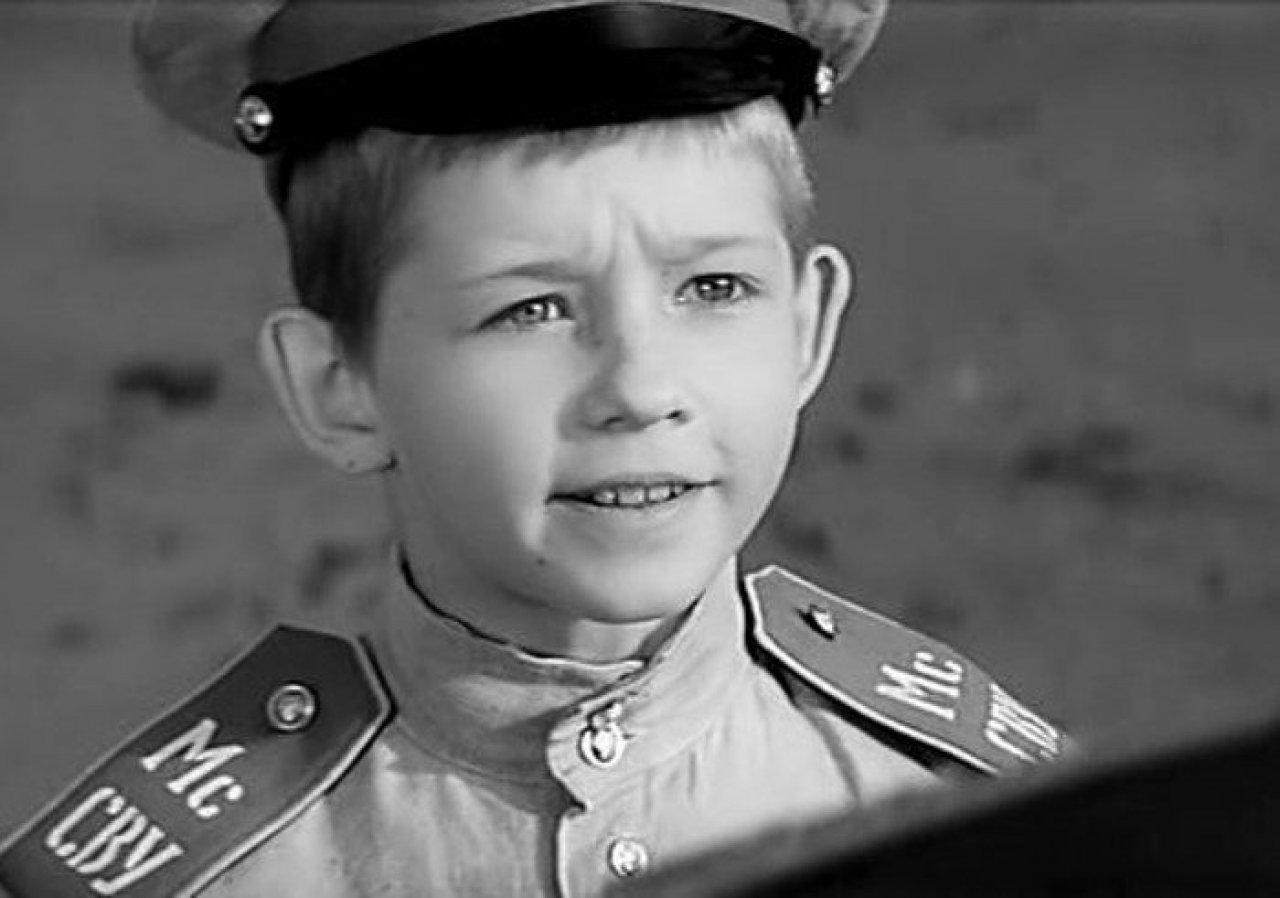 Удивительная судьба внука Вани из фильма «Офицеры», который в 57 лет дослужился до звания выше, чем у своего «деда»