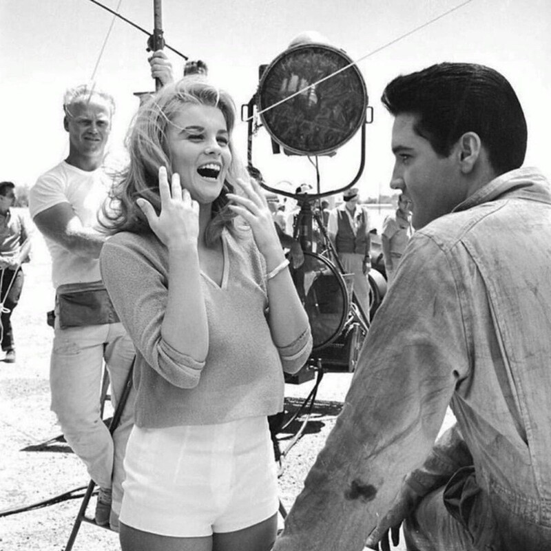 Прекрасная Энн-Маргрет с красавчиком Элвисом Пресли на съемках фильма «Да здравствует Лас-Вегас!», 1964 год