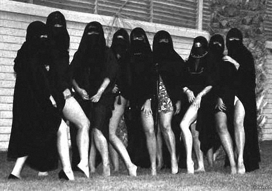 Egyptian women dance beach free porn photos