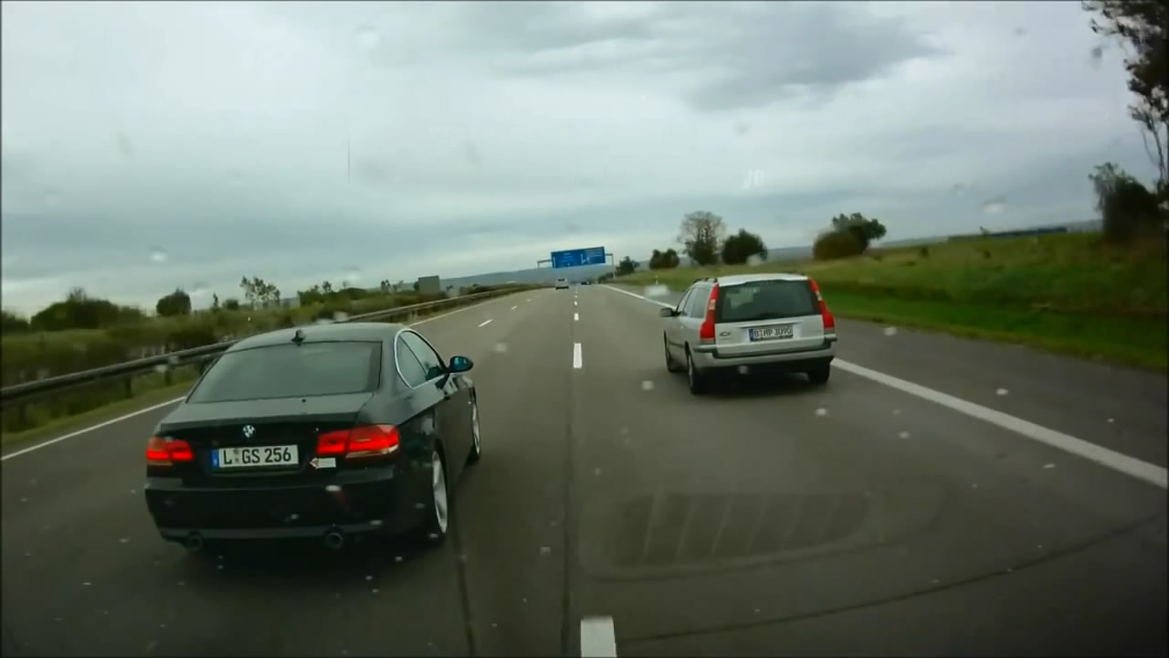 Авария на автобане 130 авто