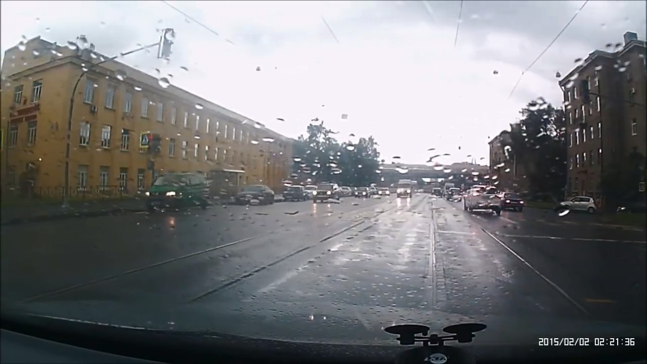 Алонсо: В следующий раз просто врежусь в Феттеля Алонсо: В следующий раз просто врежусь в Феттеля