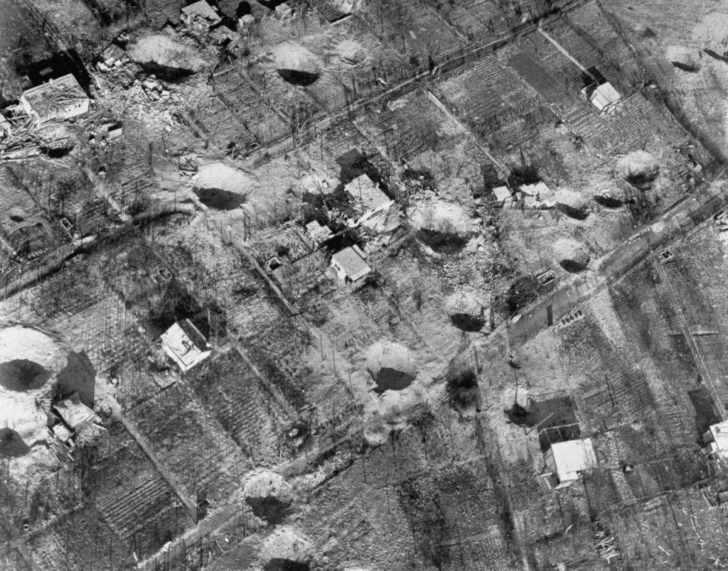 Полёт над Германией в 1945-ом году