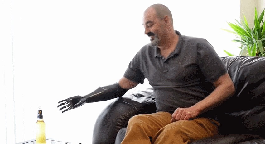 Бионическая рука