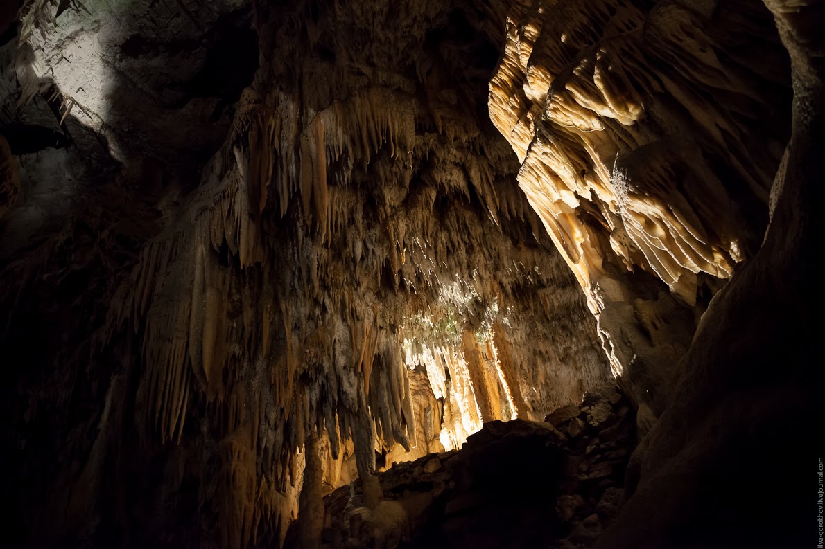 Постойнска-Яма — система карстовых пещер длиной 20 570м на плато Крас