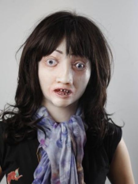 Чрезвычайно правдоподобные маски агитаторов против курения