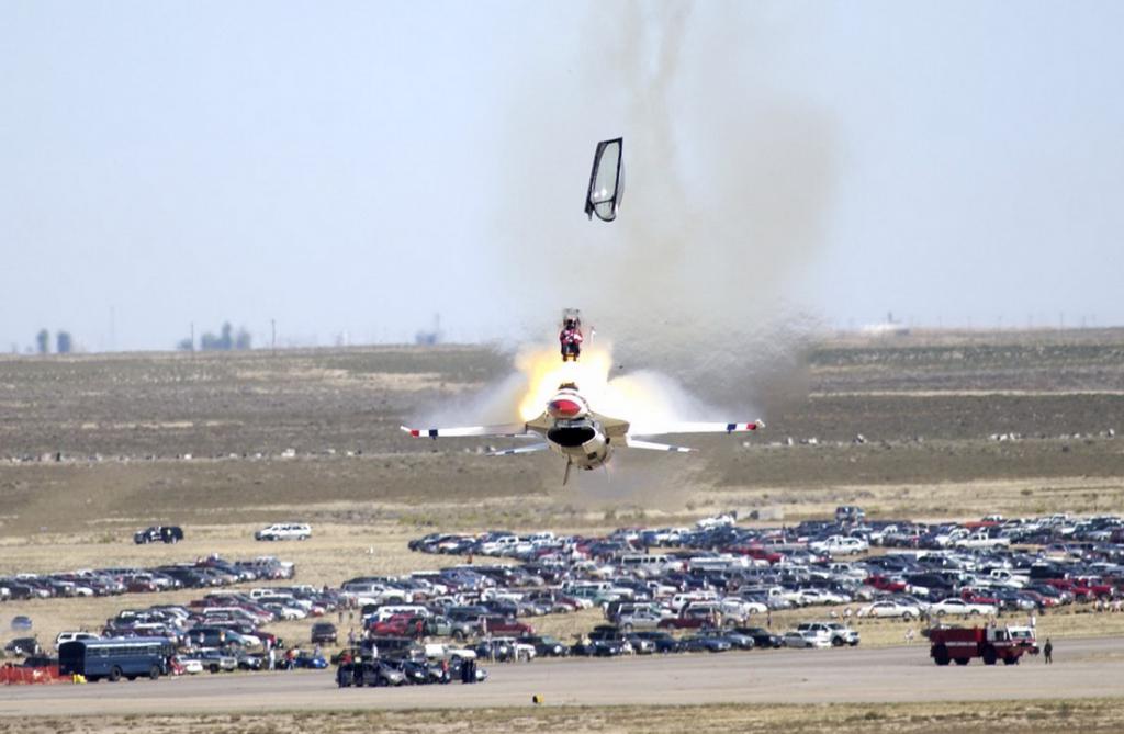Авиашоу на базе ВВС США в Айдахо