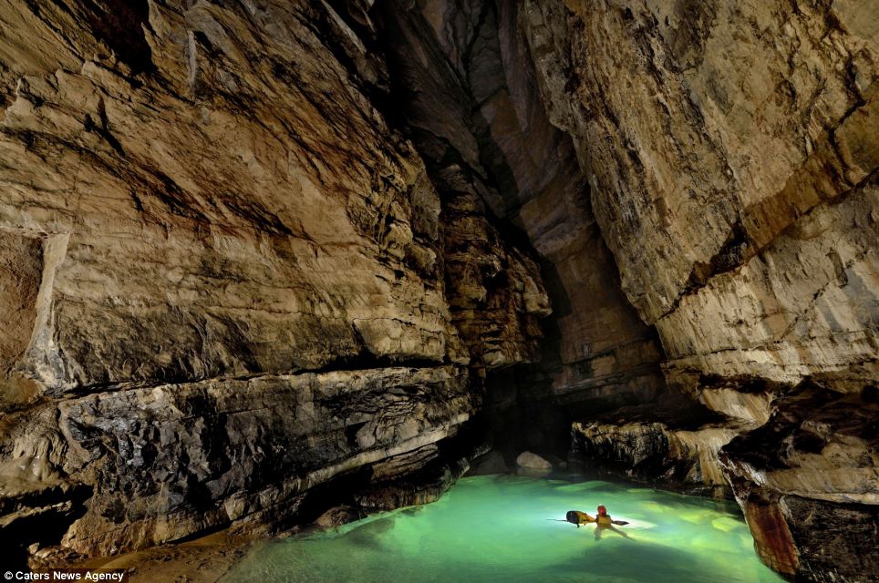 В Китае была найдена новая пещера 