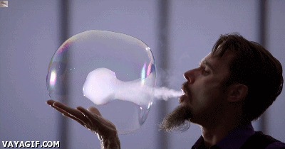 Магия дыма и пузырей в замедленной съёмке