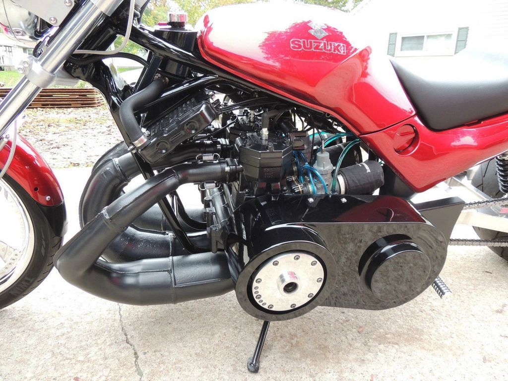 Мотоцикл  двигателем от снегохода