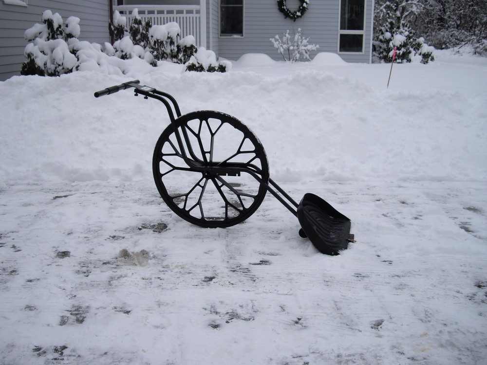 Продвинутая лопата для уборки снега