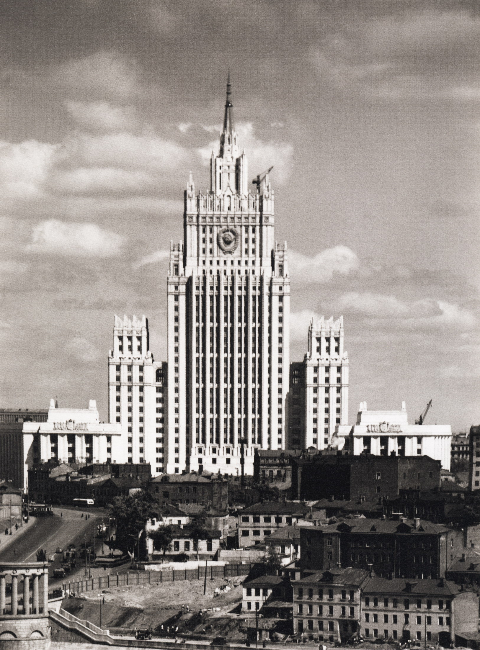 строительство сталинских высоток в москве