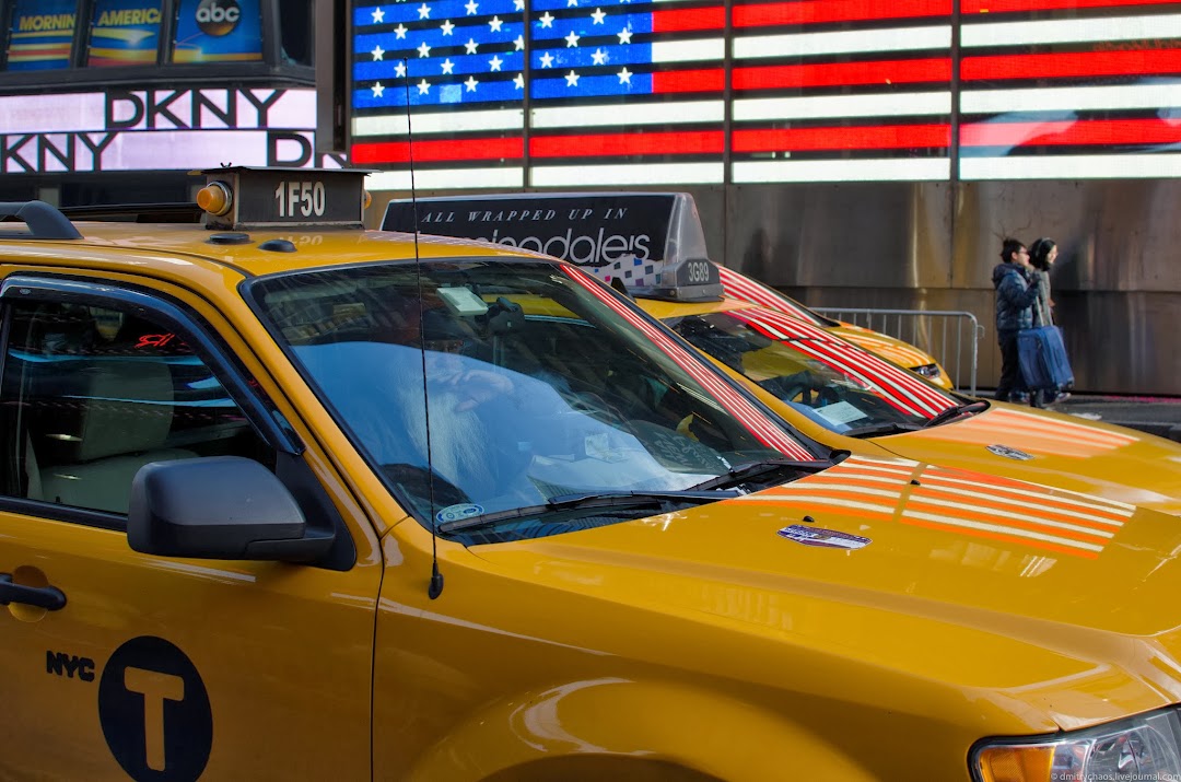 Желтое такси Нью-Йорка