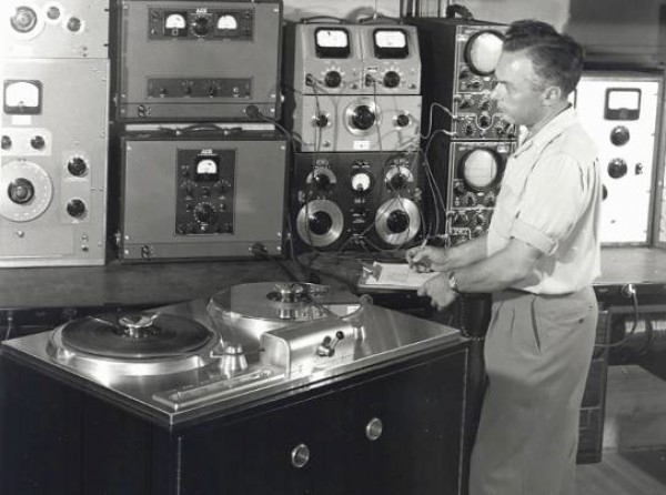 Бобиннику США - 66: интересные факты о магнитофоне
