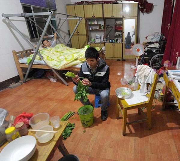 Невероятно сильный духом китайский студент