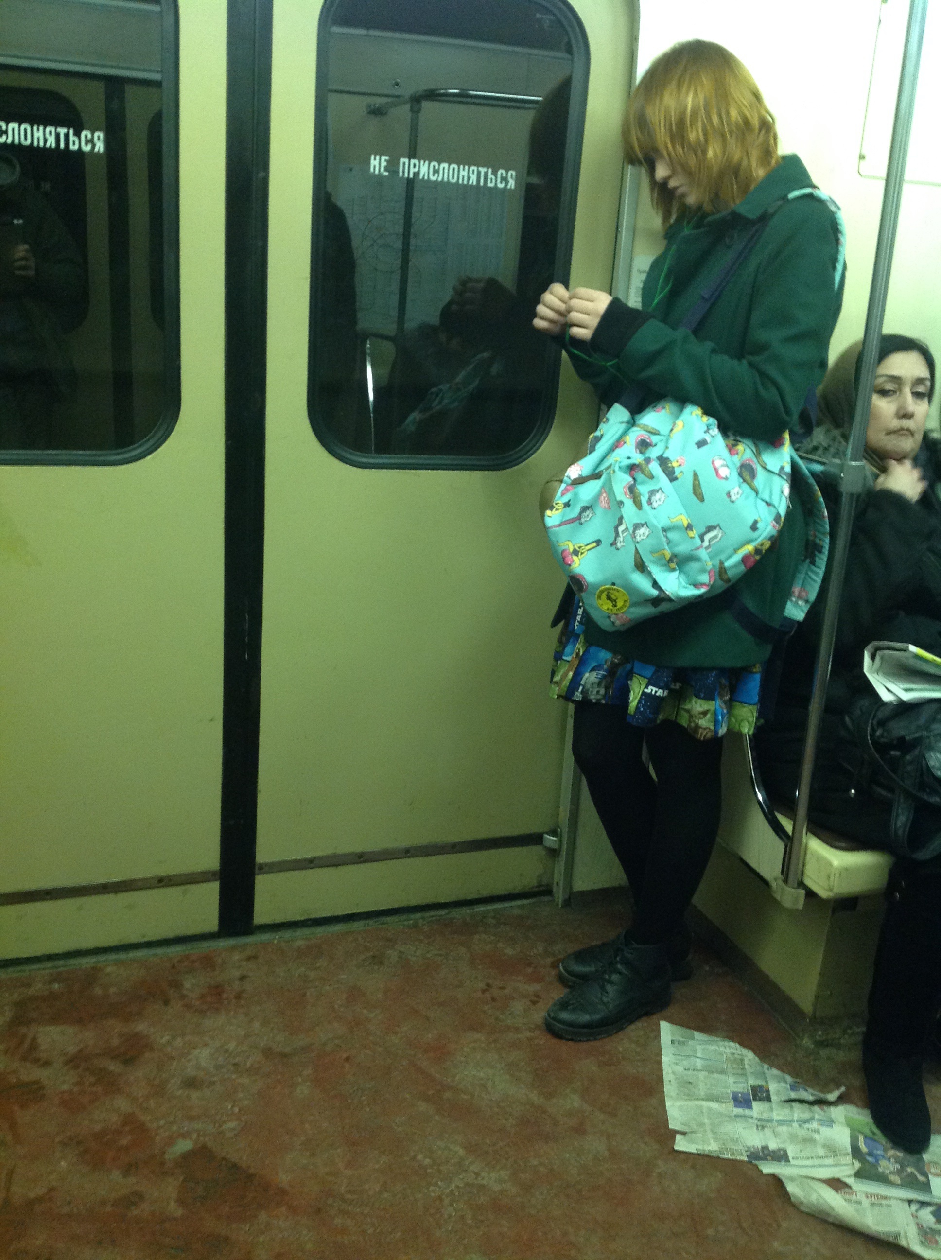 Краски в метро 