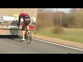 Велосипедист едет 90 км/ч за фурой!